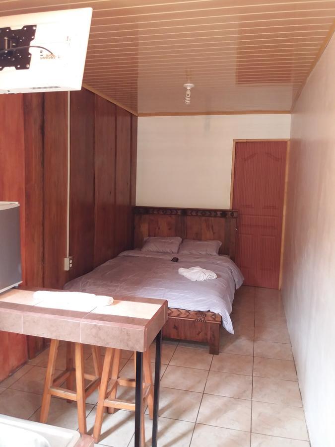 Laurel House Apartamento San Antonio De Belen Exterior foto